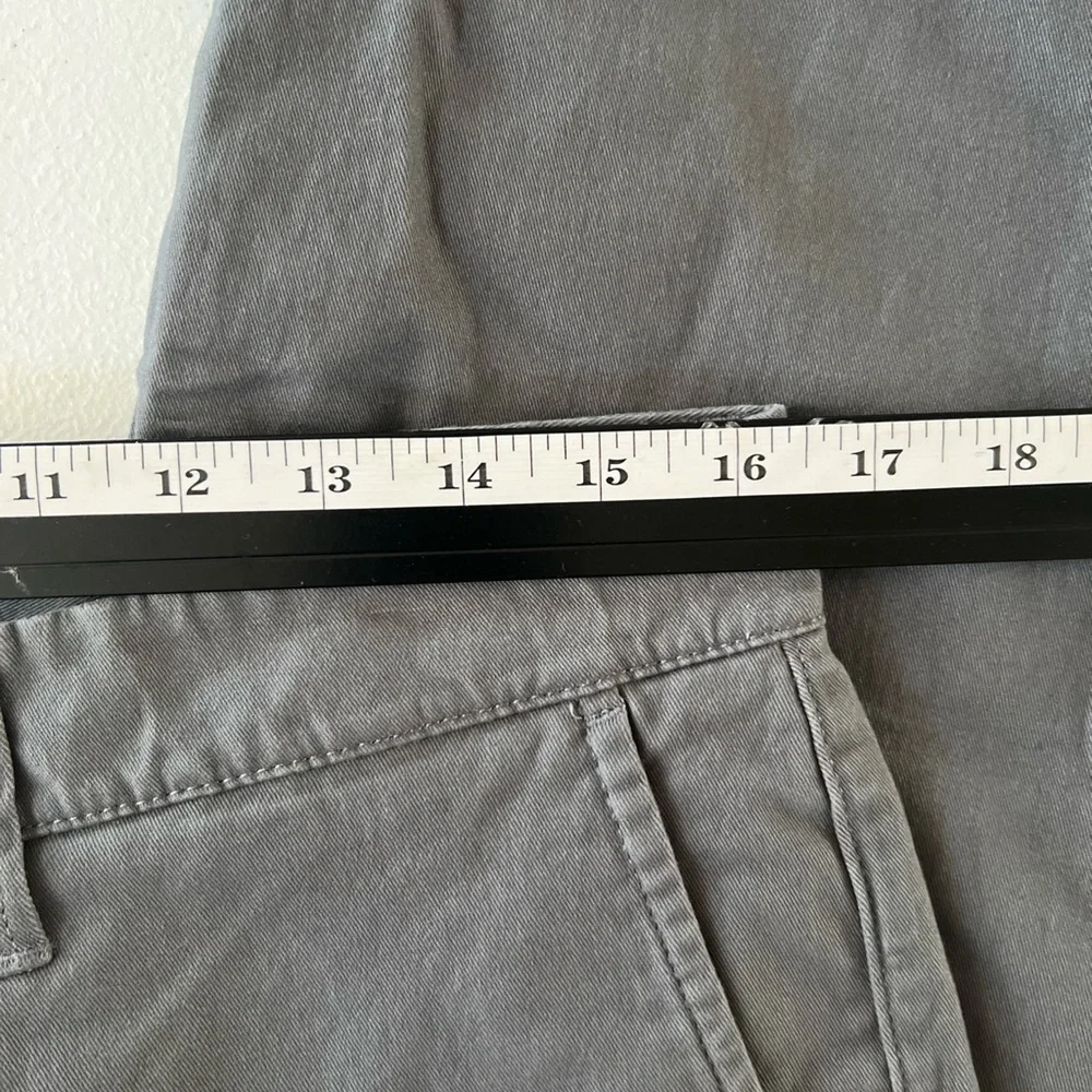 Goodfellow &Co Chino Pants Men’s 31x30 Gray The Every Wear Slim Straight Leg